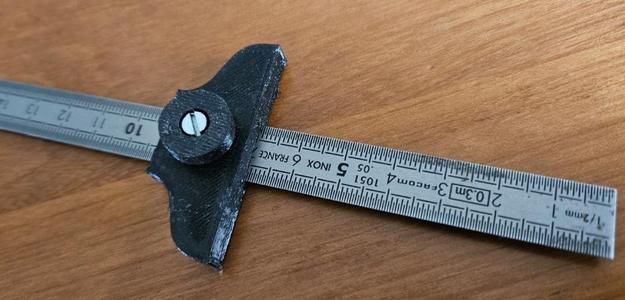 Trusquin pour réglet de 13 mm