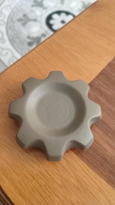 Land rover freelander front seat adjustment lever