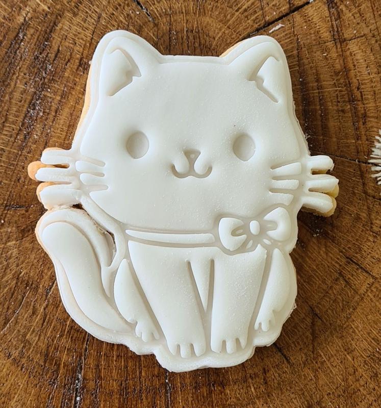 Cute Cat with Bow Cookie Cutter, Stamper, Embosser