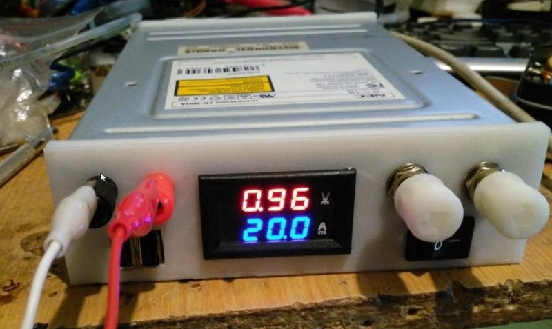 CD-R/CD-RW Box ajustable power source