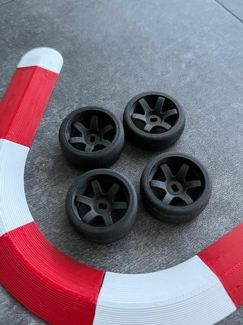 1:24 1:28 20mm Drift wheel + tire