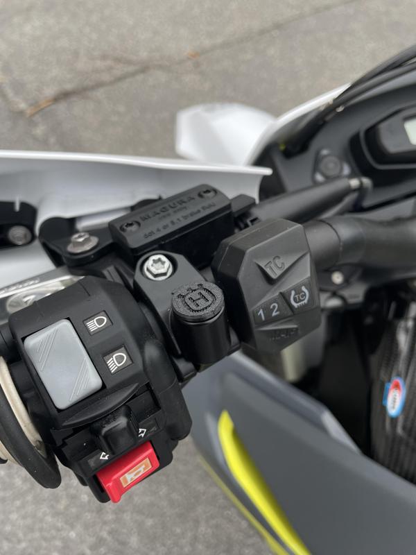 Husqvarna Mirror Plug