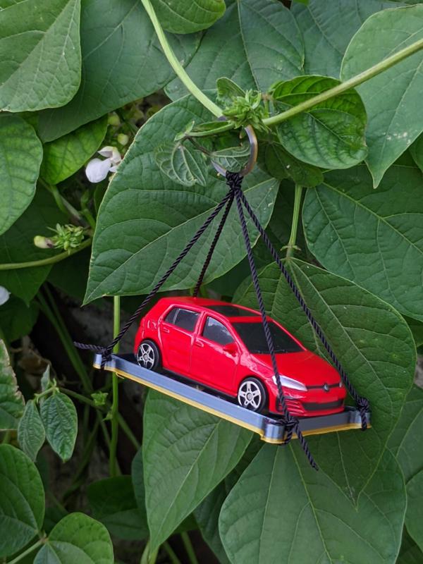 Floating Base for 1/64 vehicles