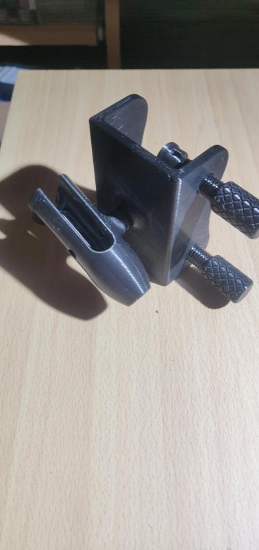 Air Brush Holder With Clamp