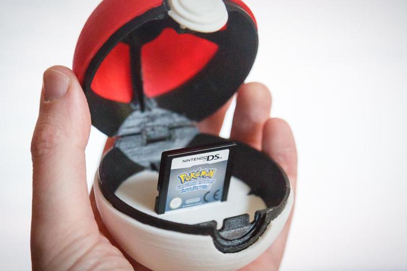 Pokeball Inset for DS Gamecard