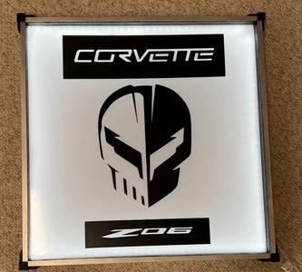 C8 Garage Art