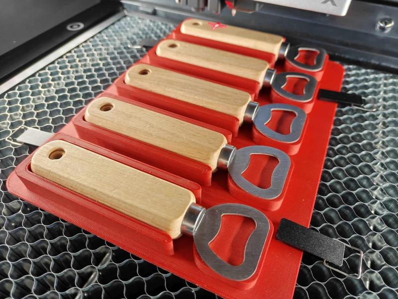 Laser-engraving template for 5 bottle-openers with wooden handles, compatible with Xtool M1, M1 Ultra, P2S,...