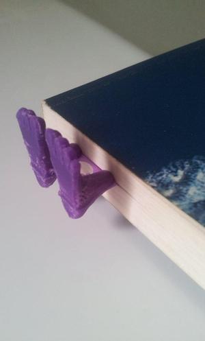 Bookmark feets