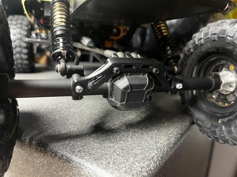 Element Enduro rear axle truss