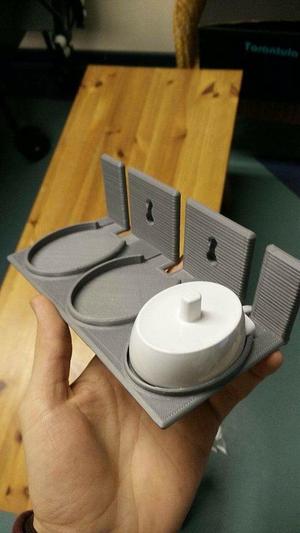 Oral-B electrictoothbrushcharger wall mount with click on system