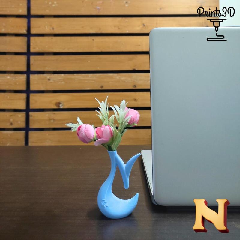 N Shaped Vase/Pot