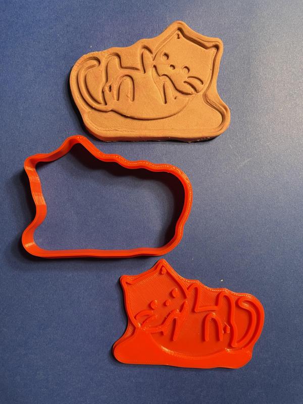 Cat butt on back cookie cutter