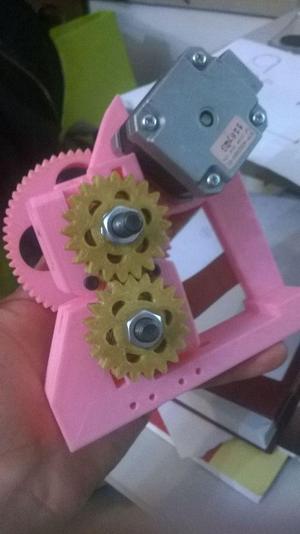 Dual hobbed bolt extruder: no-grinding attempt