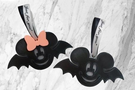 Minnie and Mickey bats