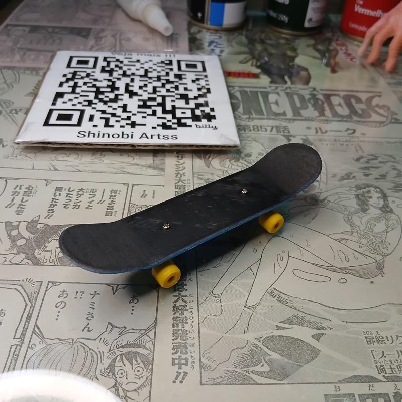 FINGERBOARD FINGER SKATEBOARD LOUD