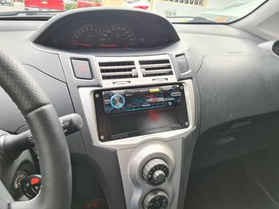 Toyota Yaris 1 DIN Dash Trim