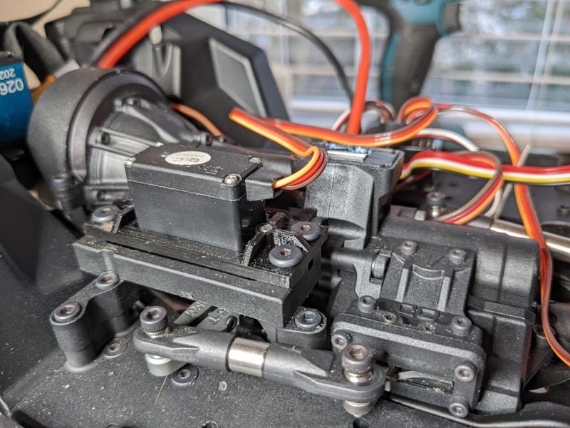 Vanquish Phoenix Servo Mount Adapter
