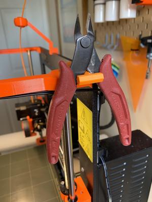 Z-Top Hanger for Side Cutter