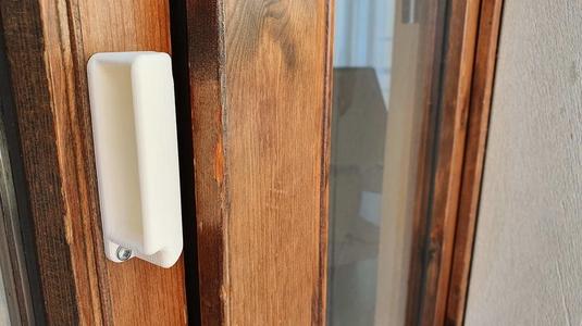 Door handle