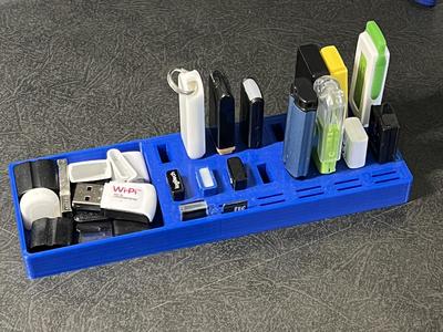 YAUT (Yet Another USB Tray)