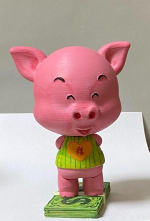 Pig who gives blessing