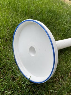 vacuum cleaner suction plate for skimmer