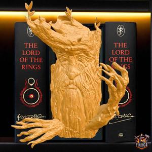 Treebeard - Ent - Lord of the Rings (Book Nook)