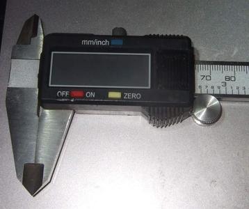 Batteriedeckel für Schieblehre (battery cap for caliper)