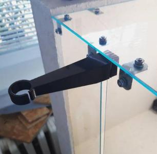 Case filament guide for 5-10mm gaps, with 2-4mm width screws (updated with longer piece)
