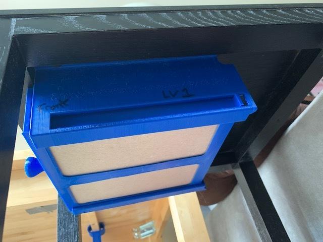 Under desk drawer - no supports