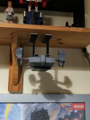 Hanging Stand for Alien Dropship