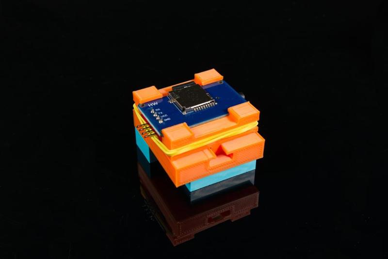 MP3 Player Holder (Brick Compatible)