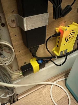 POE adapter clip
