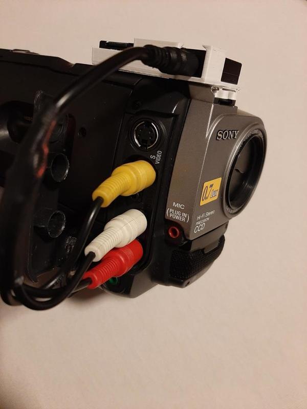 Mini DVR hot shoe holder