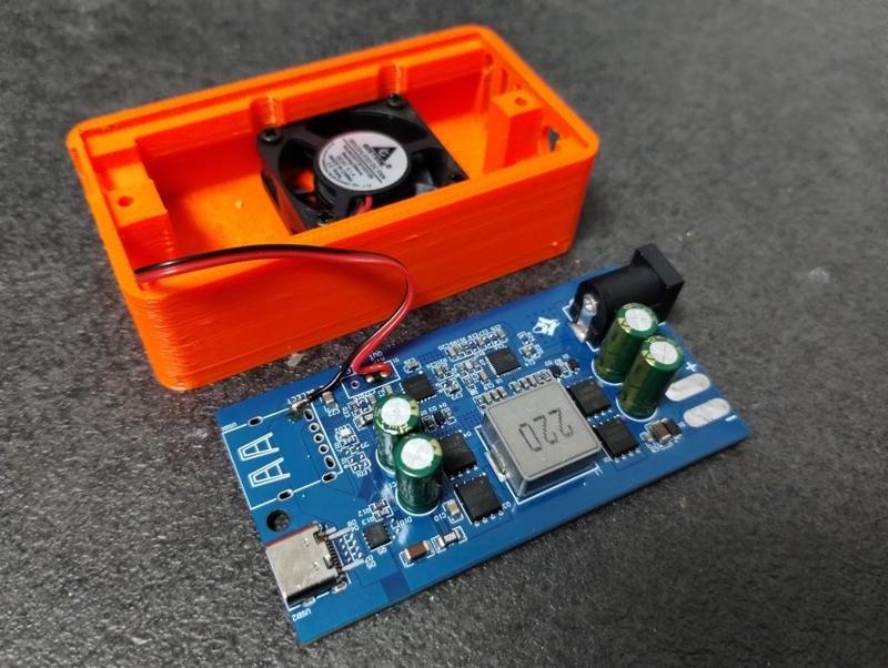 USBC PD 100W Buck Boost Charger Case