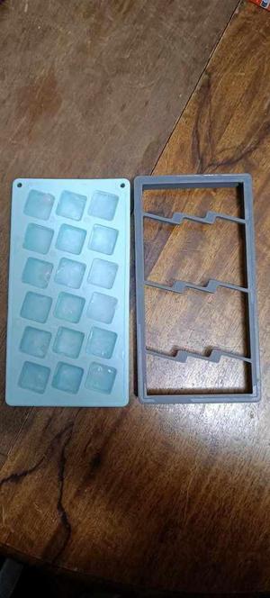 Moule en silicone pour les glaçons