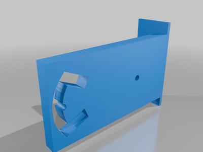 Landing gear with center detent