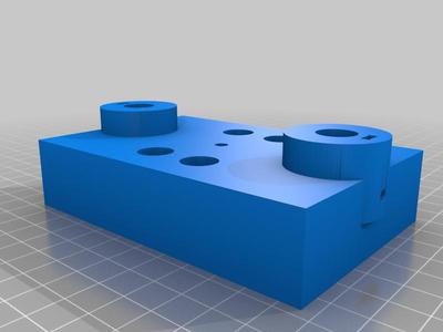 Mr. Baddeley R2-D2 Center Foot Omniframe Rollerblade Wheel Mount