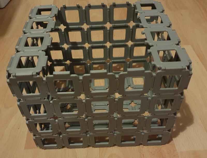 Snapping modular panel