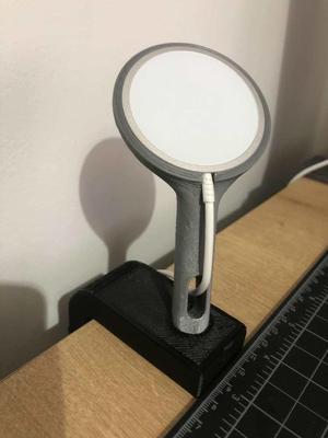 Magsafe clamp