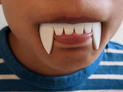 Halloween Scary Vampire Fangs Teeth Remix
