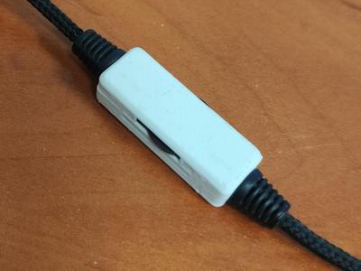 Headphone volume knob box