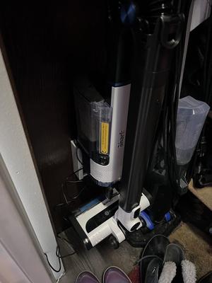 shark vacuum wall mount