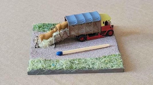 C&D – Cattle transport body for PB-type (1-148)