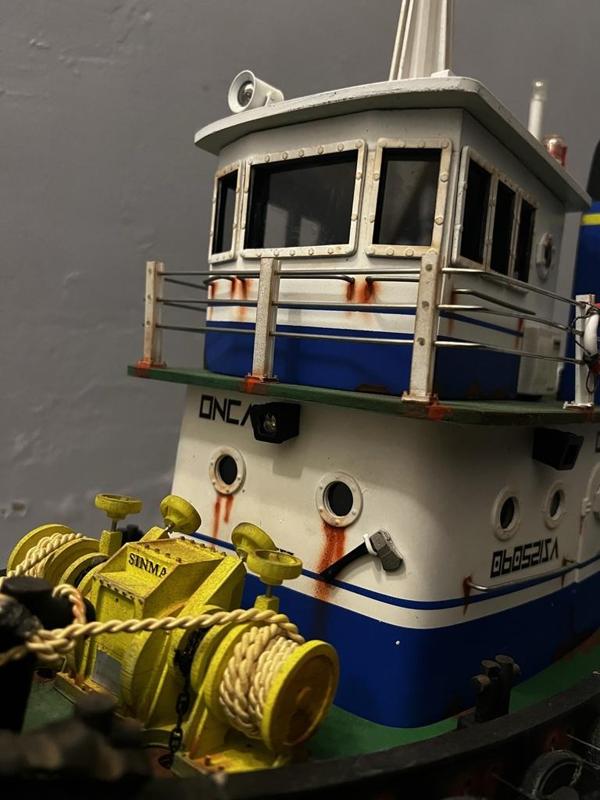 ANCHOR WINCH TUG BOAT