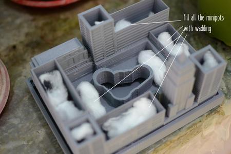 New York Self-Watering Pot