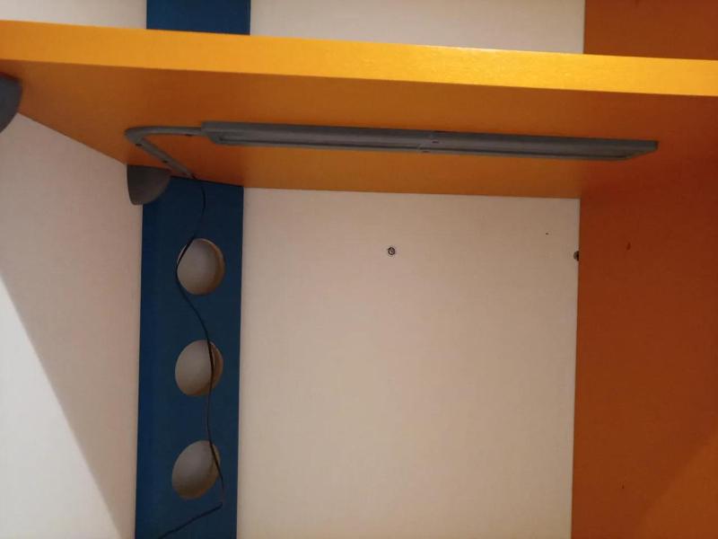 support bande led pour éclairage pour bureau ou meuble   