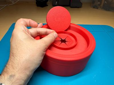 Syringe / needle disposal container