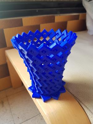 Vase - Structure synth