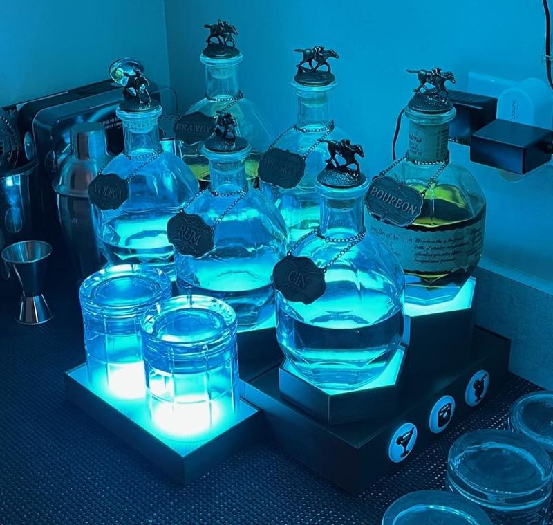 Illuminated Decanter Display